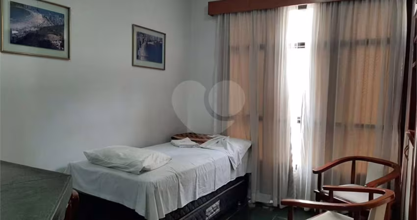 Apartamento com 1 quartos à venda em Itararé - SP