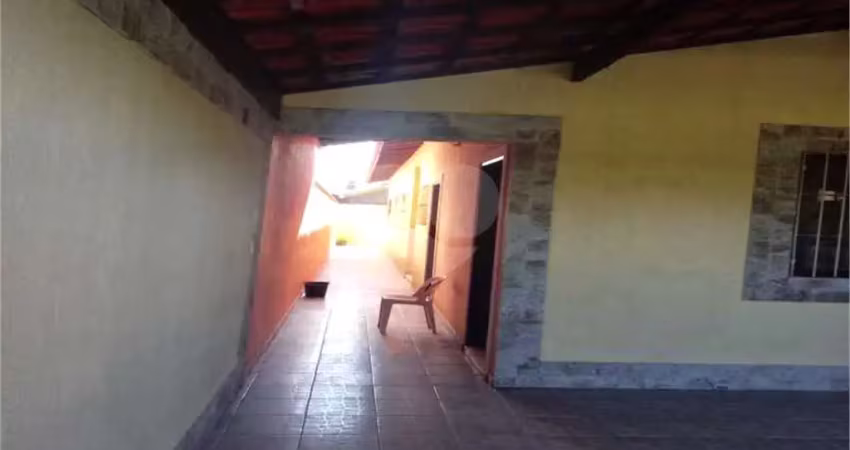 Casa com 3 quartos à venda na Rua Rosa Marli de Souza, Vila Mirim, Praia Grande