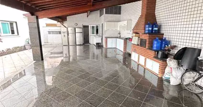 Casa com 3 quartos à venda na Rua Mém de Sá, Centro, São Vicente