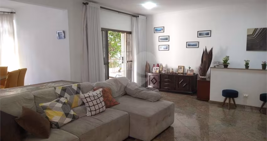 Casa com 4 quartos à venda em Embaré - SP