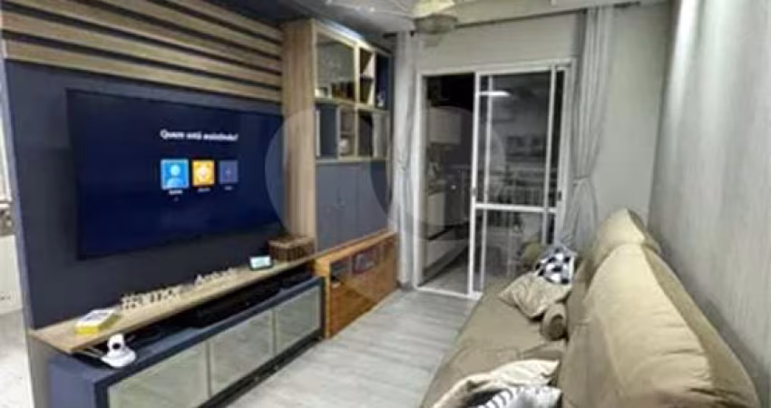 Apartamento com 3 quartos à venda em Marapé - SP