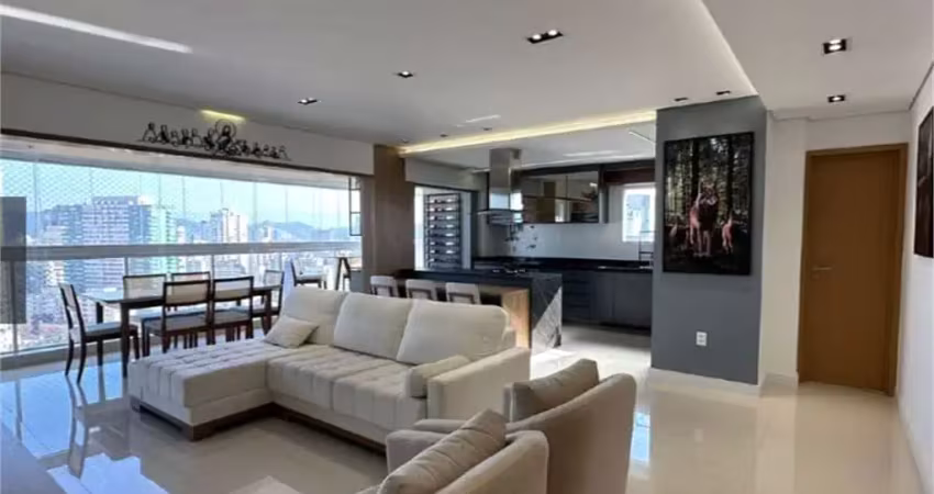 Apartamento com 3 quartos à venda ou para locação em Boqueirão - SP