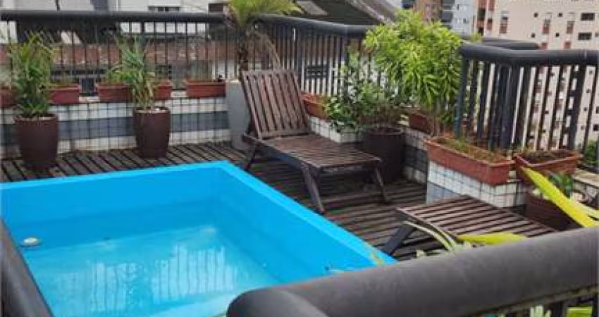 Triplex com 5 quartos à venda ou para locação em Embaré - SP