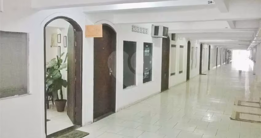 Sala comercial à venda na Marquês De São Vicente, Centro, São Vicente