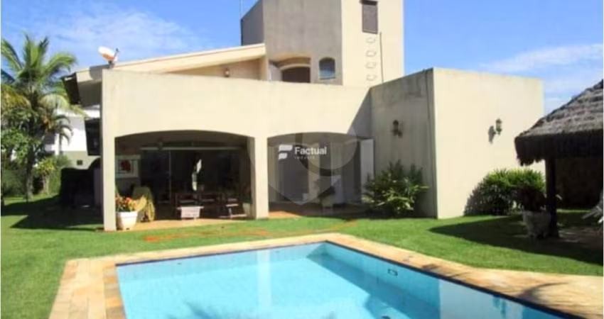 Condomínio com 3 quartos à venda em Jardim Acapulco - SP
