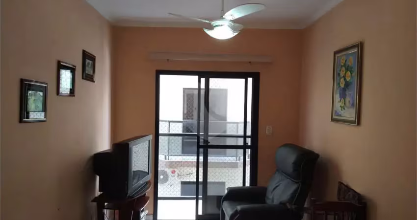 Apartamento com 1 quarto à venda na Rua Juquirais, Tupi, Praia Grande