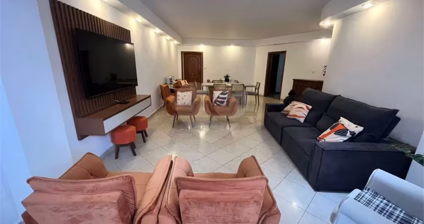 Apartamento com 3 quartos à venda na Rua Jorge Tibiriçá, Gonzaga, Santos