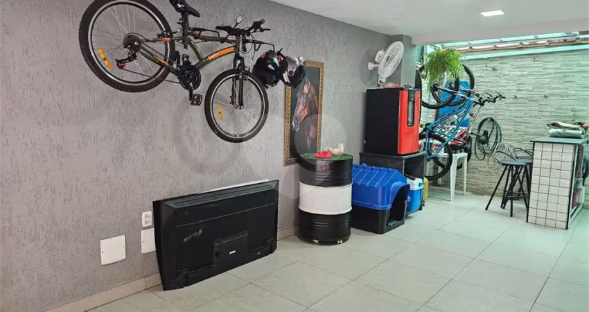 Casa de vila com 2 quartos à venda em Estuário - SP