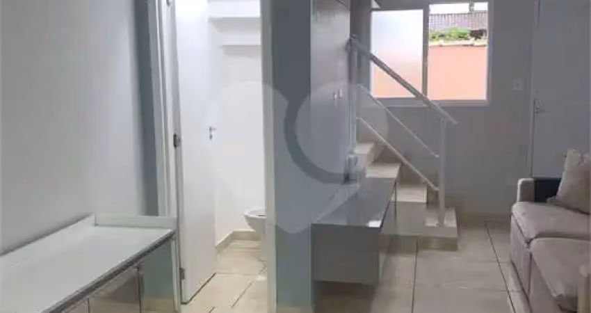 Casa em condomínio fechado com 2 quartos à venda na Rua Rubens Gonçalves de Freitas, Tupi, Praia Grande