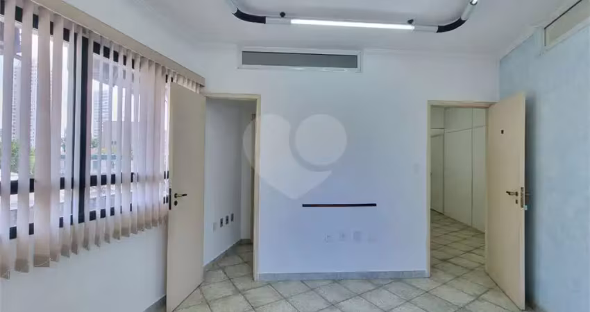 Sala comercial à venda na Rua Doutor Carvalho de Mendonça, Encruzilhada, Santos
