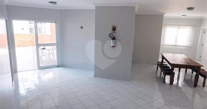 Apartamento com 3 quartos para locação em Pitangueiras - SP