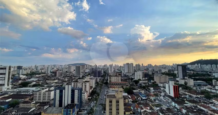 Apartamento com 2 quartos à venda ou para locação em Vila Mathias - SP