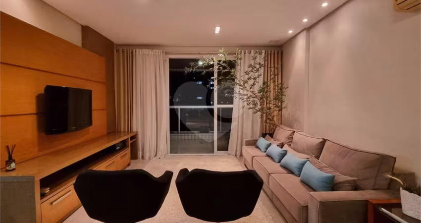 Apartamento com 3 quartos para locação em Aparecida - SP