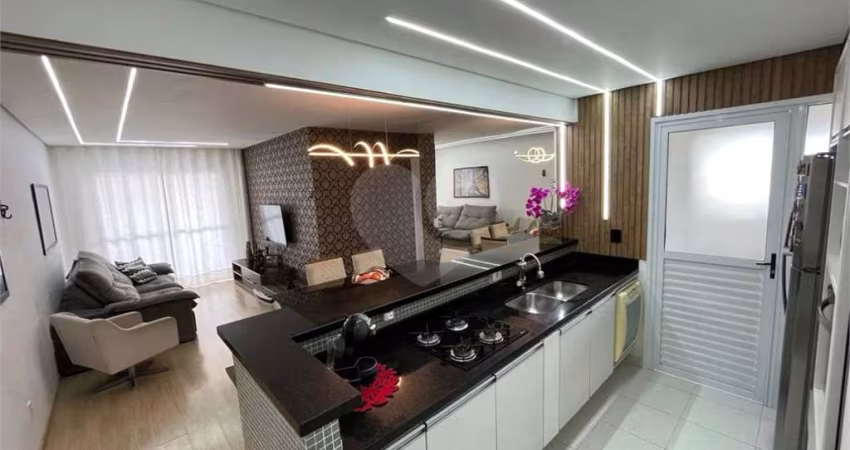 Apartamento com 3 quartos à venda ou para locação em Jardim Las Palmas - SP