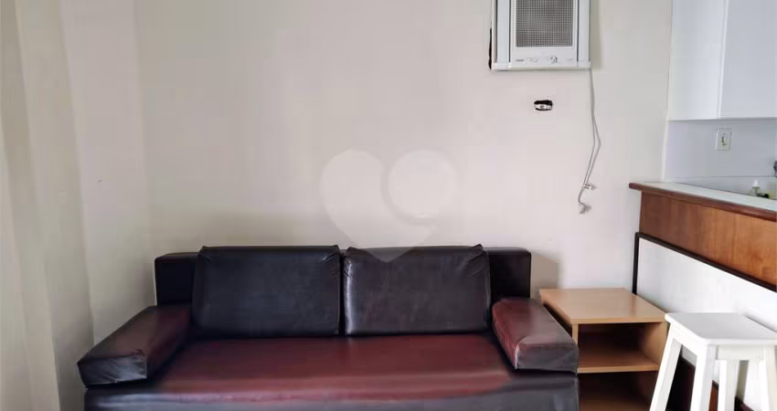 Flat com 1 quartos à venda em Gonzaga - SP