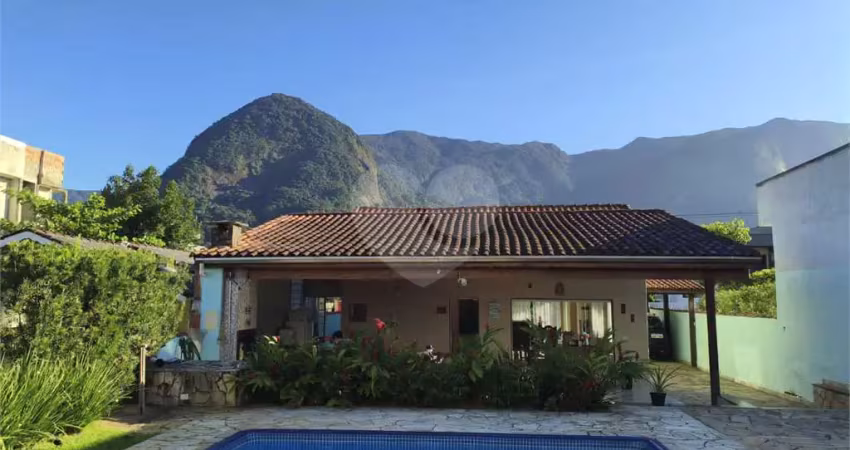 Casa térrea com 3 quartos à venda em Morada Da Praia - SP