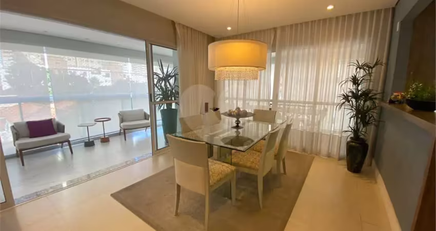 Apartamento com 3 quartos à venda na Rua Castro Alves, Embaré, Santos