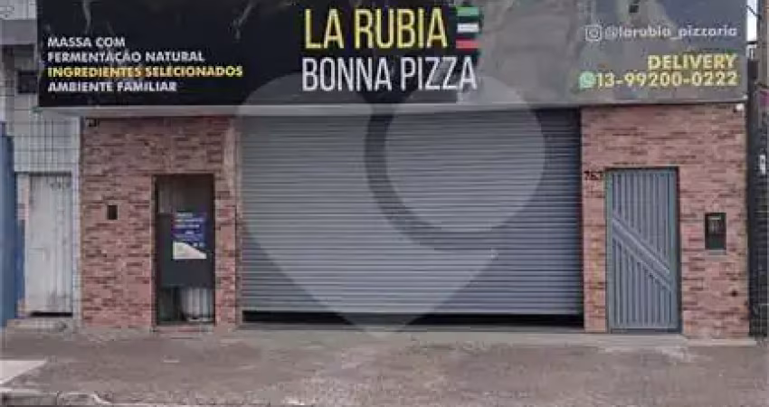 Casa para alugar na Avenida Presidente Kennedy, Guilhermina, Praia Grande