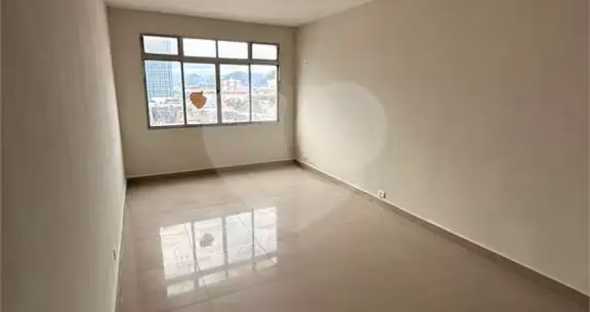 Sala comercial para alugar na Rua Frei Gaspar, Centro, São Vicente