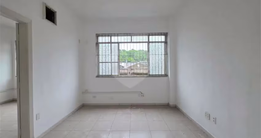 Sala comercial à venda na Vasconcelos Tavares, Centro, Santos