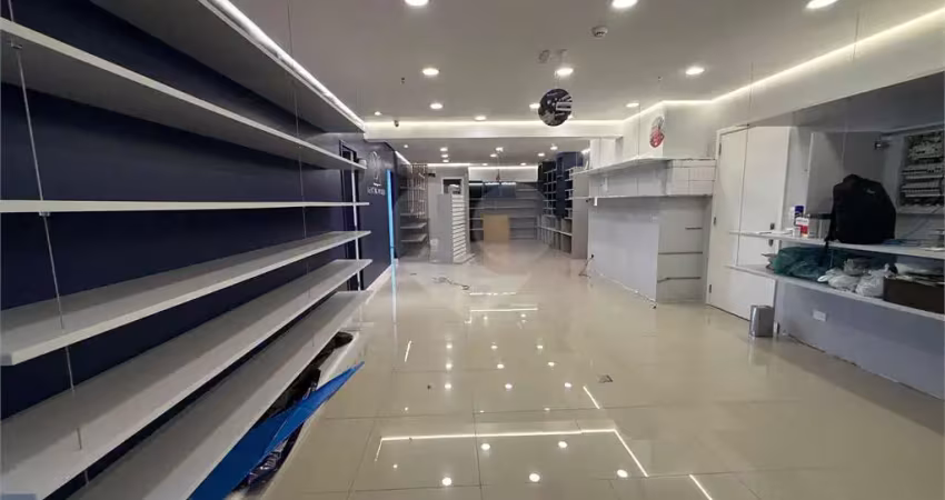 Sala comercial à venda na Avenida Conselheiro Nébias, Encruzilhada, Santos