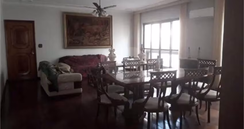 Apartamento com 3 quartos para alugar na Avenida Siqueira Campos, Boqueirão, Santos