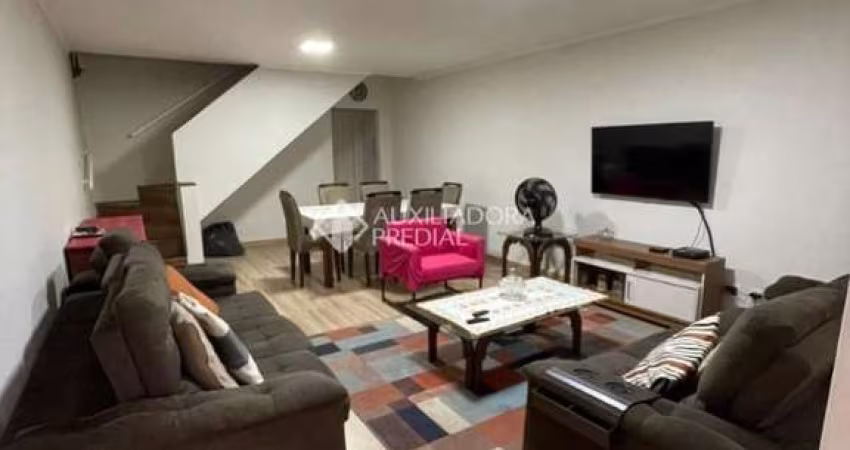 Sobrado com 3 dormitórios à venda, 108 m² por R$ 710.000,00 - Vila Baeta Neves - São Bernardo do Campo/SP