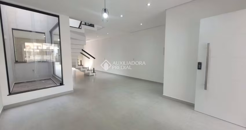 Sobrado com 3 dormitórios à venda, 170 m² por R$ 1.100.000,00 - Jardim Lavínia - São Bernardo do Campo/SP