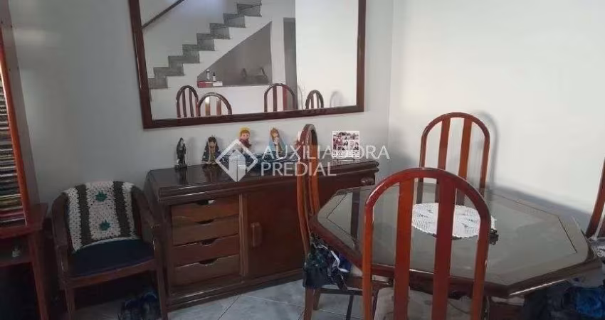 Casa com 3 dormitórios à venda, 107 m² por R$ 570.000,00 - Dos Casa - São Bernardo do Campo/SP