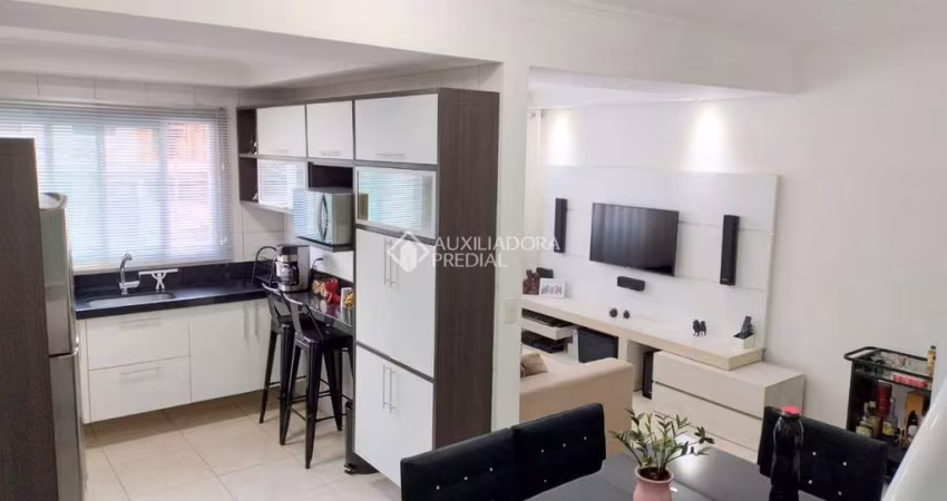 Sobrado com 2 dormitórios à venda, 53 m² por R$ 789.900,00 - Vila Assunção - Santo André/SP