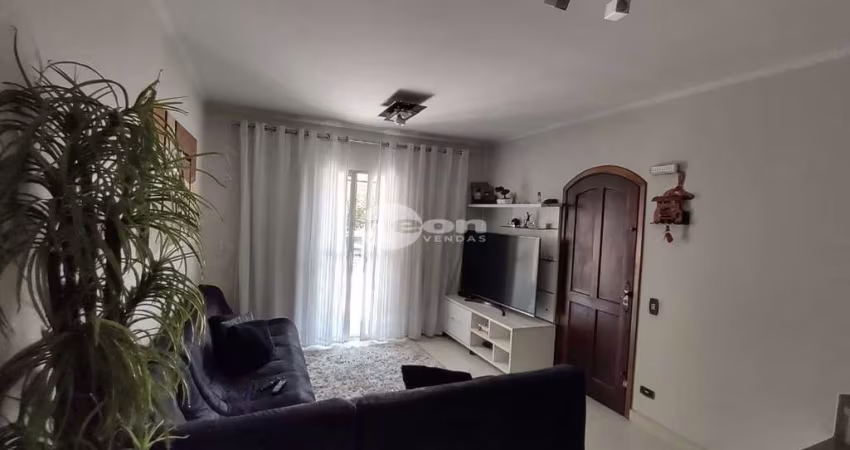 Sobrado à venda no bairro Planalto, em São Bernardo do Campo. Com 2 dormitórios,