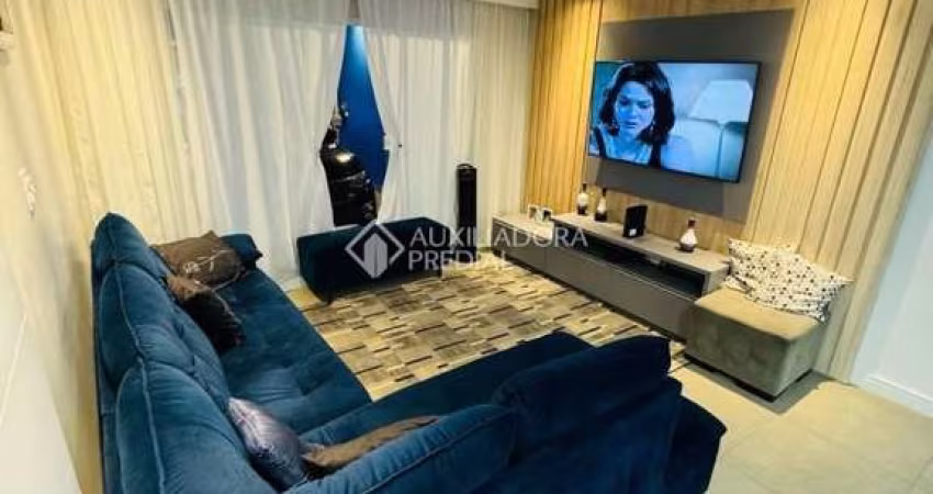 Sobrado com 2 dormitórios à venda, 109 m² por R$ 850.000,00 - Nova Petrópolis - São Bernardo do Campo/SP