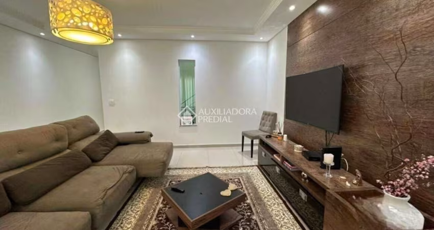Sobrado com 3 dormitórios à venda, 262 m² por R$ 899.000 - Jardim Santo Ignácio - São Bernardo do Campo/SP