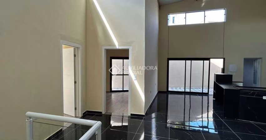 Casa com 2 dormitórios à venda, 207 m² por R$ 1.070.000 - Olímpico - São Caetano do Sul/SP