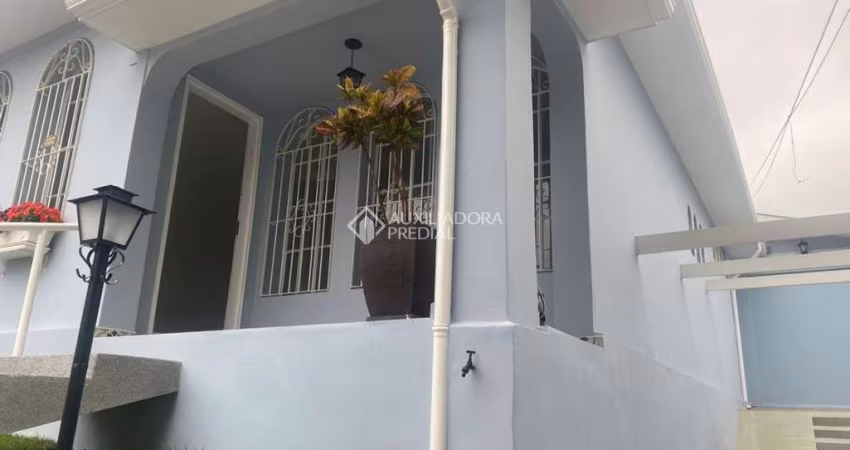 Casa com 3 dormitórios à venda, 220 m² - Jardim do Mar - São Bernardo do Campo/SP