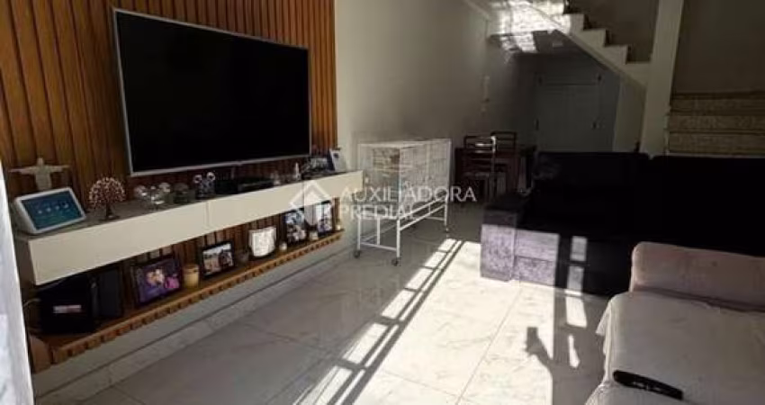 Sobrado com 3 dormitórios à venda, 208 m² por R$ 750.000 - Jardim Jamaica - Santo André/SP