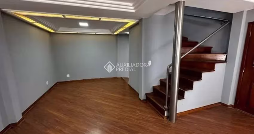 Sobrado com 7 dormitórios à venda, 380 m² por R$ 1.500.000 - Vila Jordanópolis - São Bernardo do Campo/SP