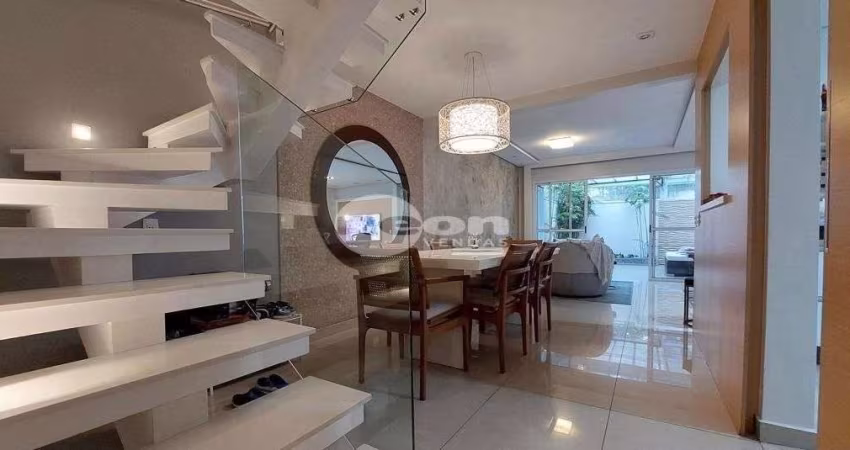 Casa com 3 dormitórios à venda, 240 m² por R$ 2.500.000,00 - Demarchi - São Bernardo do Campo/SP