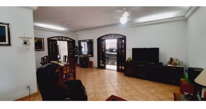 Sobrado com 5 dormitórios à venda, 304 m² por R$ 1.300.000,00 - Cerâmica - São Caetano do Sul/SP
