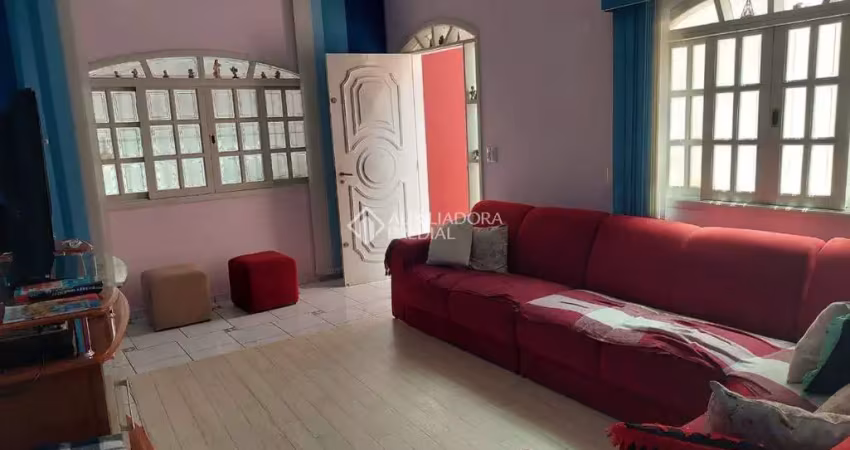 Sobrado com 3 dormitórios à venda, 216 m² por r$ 700.000,00 - assunção - são bernardo do campo/sp