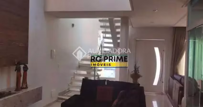Casa em condomínio fechado com 3 quartos à venda na Rua Jair Fongaro, Jardim Fada, São Bernardo do Campo