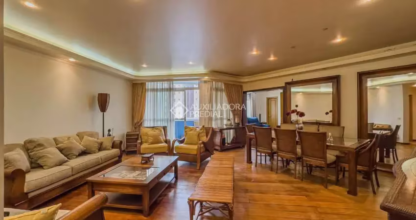 Apartamento - 4 suítes, 4 vagas área de lazer e localização privilegiada
