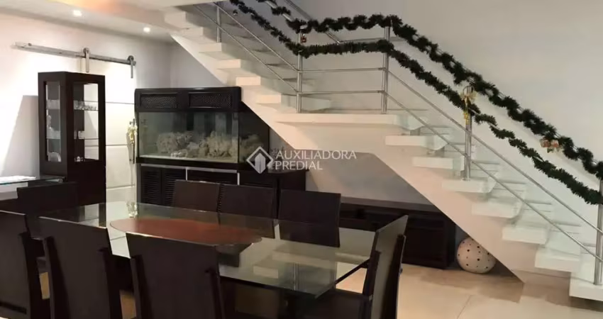 Casa com 4 quartos à venda na Rua das Codornas, Parque dos Pássaros, São Bernardo do Campo