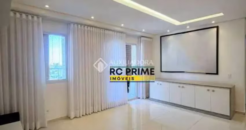 Apartamento com 02 quartos - 01 suíte - 2 vagas - baeta neves
