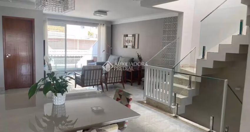Casa com 3 quartos à venda na Rua Salim Mahfoud, 578, Parque Terra Nova II, São Bernardo do Campo
