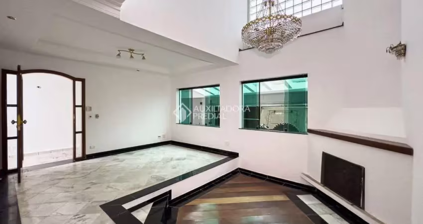 Sobrado com 3 dormitórios para alugar, 299 m² por r$ 7.252/mês - nova gerty - são caetano do sul/sp