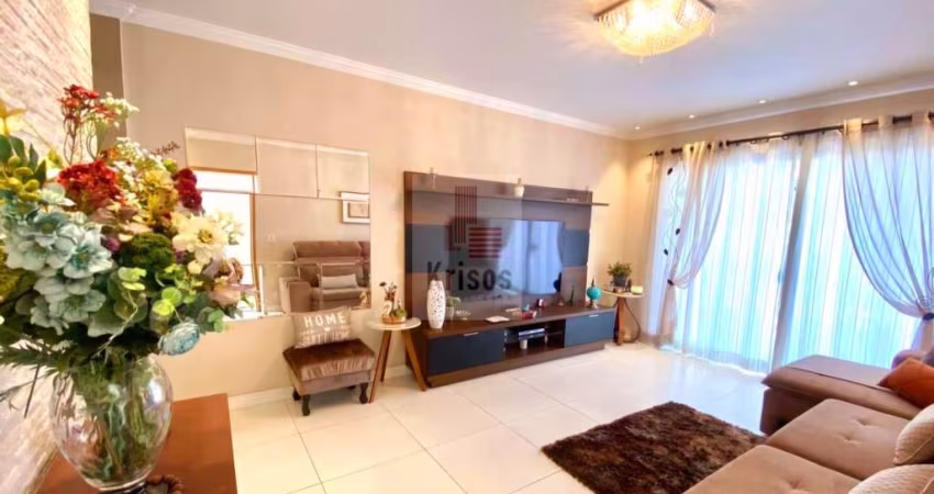 Sobrado de 178m² à Venda - 3 Dormitórios, 1 Suíte, 3 Vagas