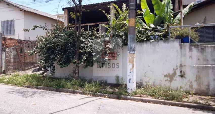Ótimo terreno Vila Universitária  500metros são 2 lotes