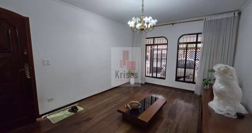 Descubra seu novo lar: um sobrado iluminado e cheio de vida!