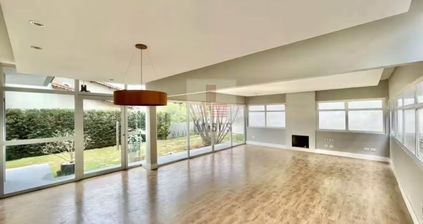 Excelente Casa em Condomínio de Alto Padrão - Oportunidade Única!